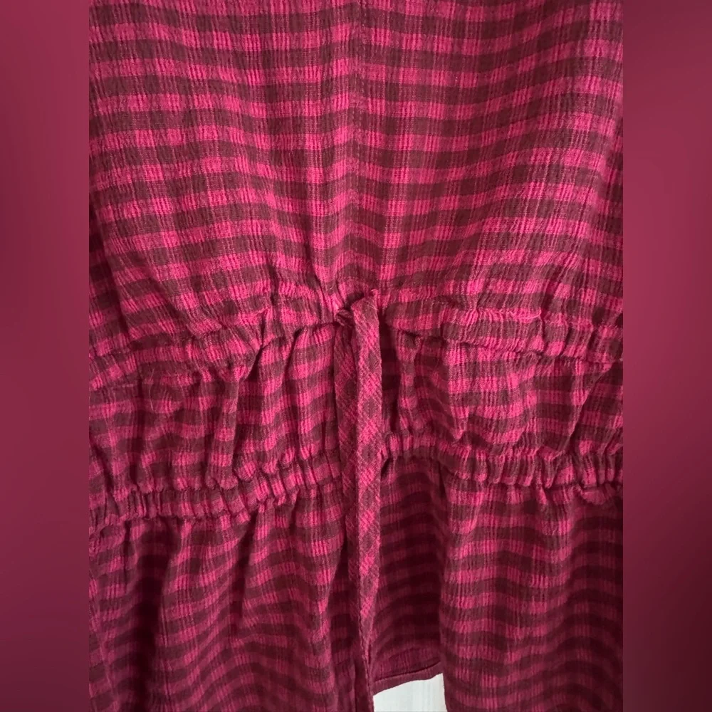 Madewell Crinkled V-Neck Peplum Top in Plaid-like new condition, size XL - Picture 9 of 12